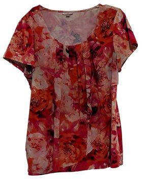 Roz & Ali Floral Scoop-Neck Blouse
